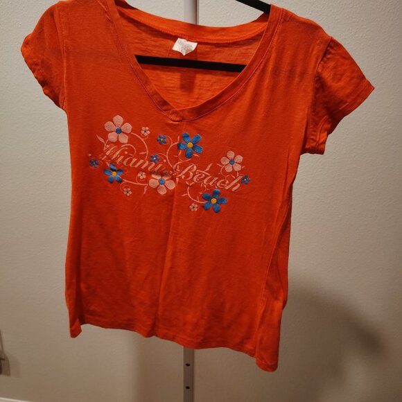 Miami Beach Women's Pink V-Neck Short Sleeve T-Shirt Size Large Cotton Polyester - Picture 6 of 11